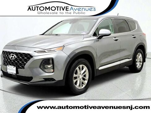 Used 2020 Hyundai Santa Fe SE FWD image 1