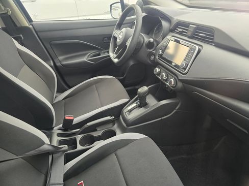 Used 2025 Nissan Versa S w/ Trunk Package FWD image 13