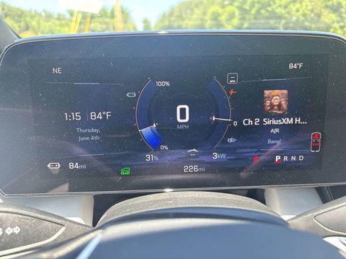 Used 2025 Chevrolet Equinox EV LT FWD image 18