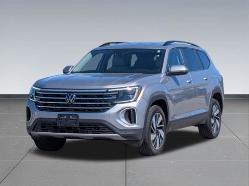 Used 2024 Volkswagen Atlas SE AWD/4WD image 9