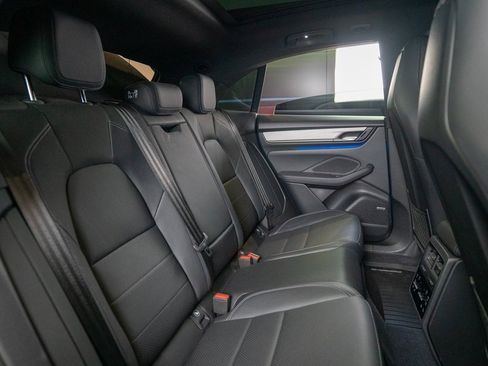 New 2024 Porsche Macan 4 Electric image 35