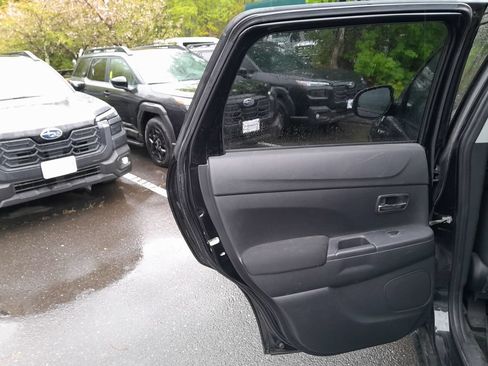 Used 2017 Mitsubishi Outlander Sport LE AWD/4WD image 30