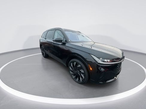 New 2026 Lincoln Nautilus Reserve w/ Jet Appearance Package AWD/4WD image 2