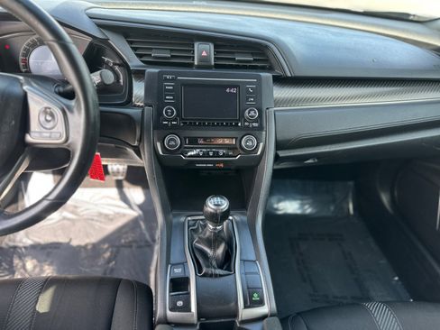 Used 2018 Honda Civic Sport image 28