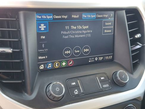 Used 2023 GMC Acadia SLE w/ Driver Convenience Package image 17