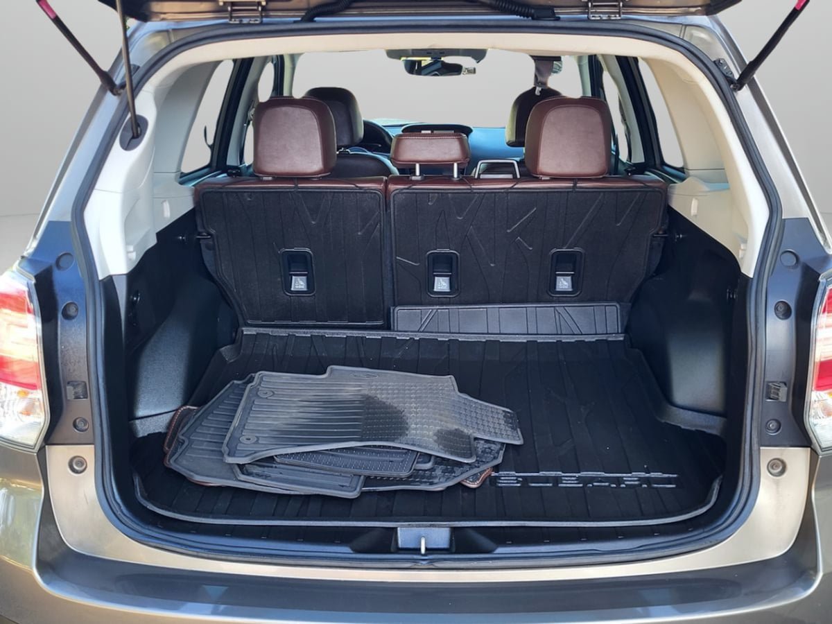 Used 2018 Subaru Forester 2.5i Touring AWD/4WD image 14