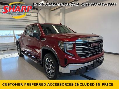 New 2026 GMC Sierra 1500 SLT w/ SLT Premium Package