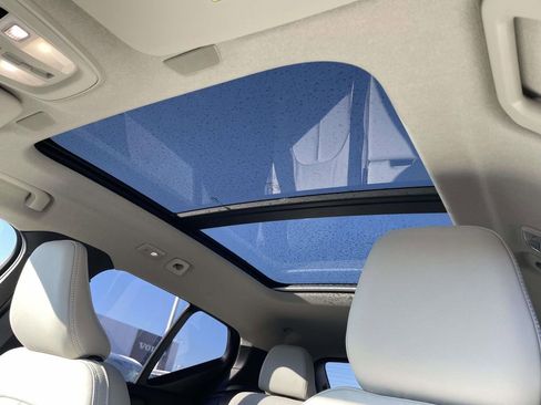 New 2026 Volvo XC40 B5 Ultra w/ Protection Package Premier image 9