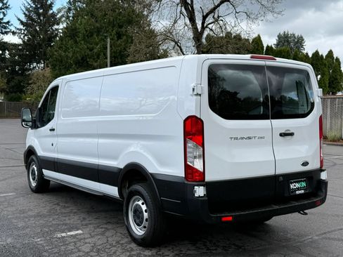 Used 2022 Ford Transit 250 Low Roof RWD image 4