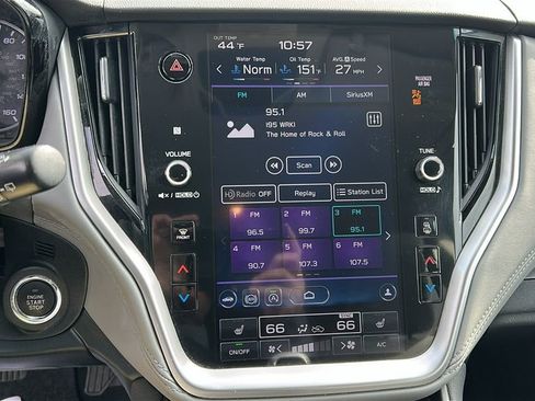 Used 2022 Subaru Outback Premium image 16