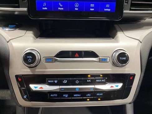 Certified 2023 Ford Explorer XLT w/ Equipment Group 202A AWD/4WD image 38