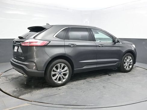Used 2019 Ford Edge Titanium w/ Cold Weather Package AWD/4WD image 7