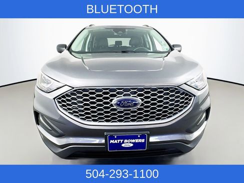 Used 2023 Ford Edge SE image 2