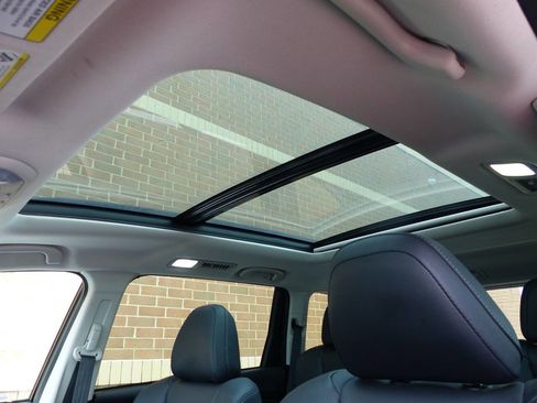 Used 2020 Subaru Ascent Limited w/ Technology Package image 38