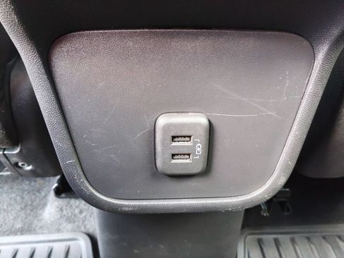 Used 2019 Chevrolet Equinox LT w/ Driver Convenience Package FWD image 21