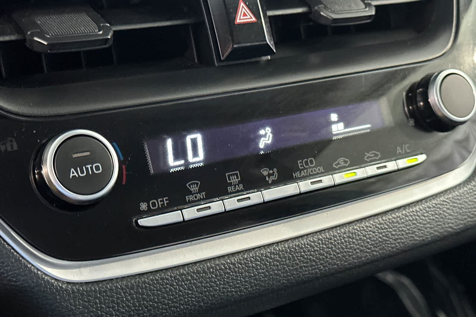 Used 2025 Toyota Corolla LE FWD image 44