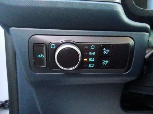 New 2026 Ford Maverick XL image 17