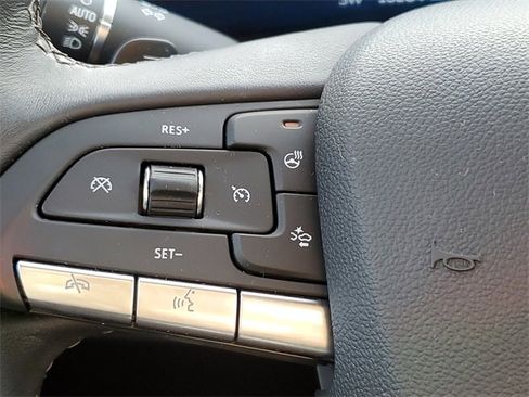 Certified 2024 Cadillac XT4 Luxury image 9