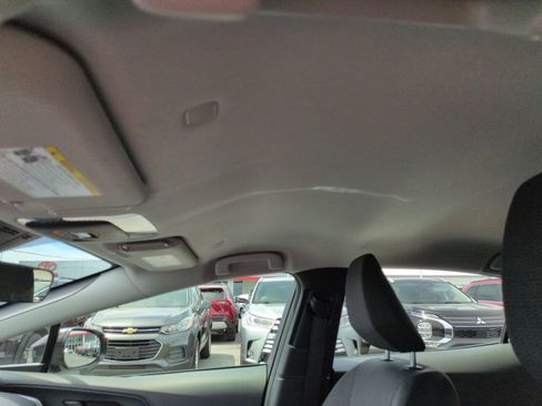 Used 2025 Toyota Prius LE image 21