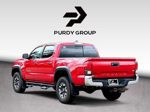 Used 2019 Toyota Tacoma TRD Off-Road AWD/4WD image 6