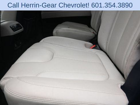 Used 2021 Hyundai Palisade SEL w/ Premium Package FWD image 16