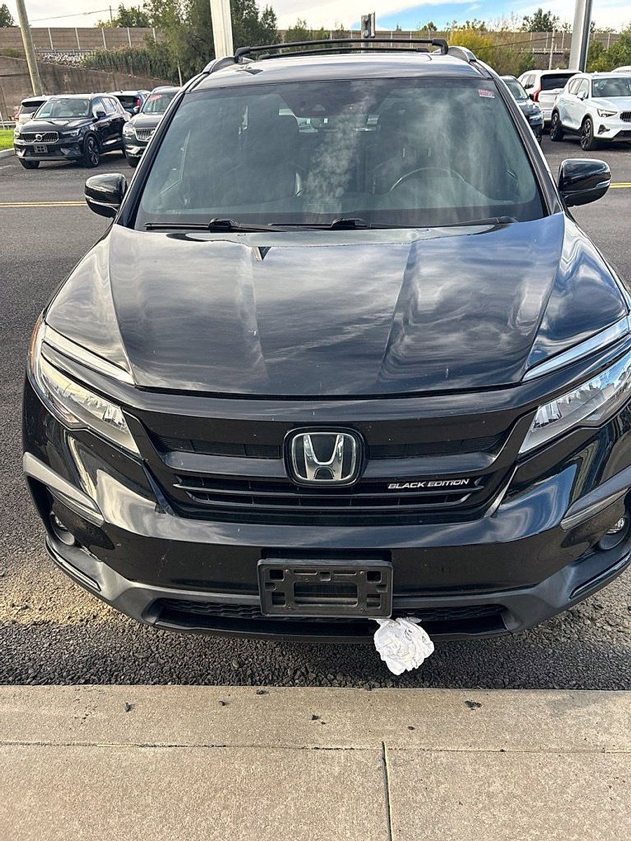 Used 2021 Honda Pilot Black Edition image 14