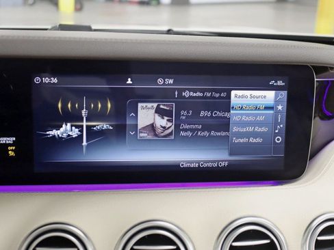 Used 2020 Mercedes-Benz S 560 Cabriolet image 24