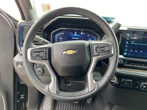 Used 2023 Chevrolet Silverado 1500 LT w/ Safety Package image 34