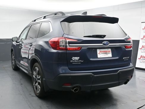 Used 2023 Subaru Ascent Limited w/ Technology Package AWD/4WD image 6
