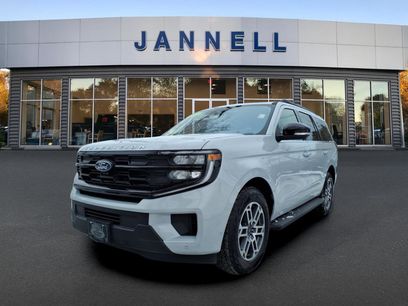 Used 2025 Ford Expedition Active