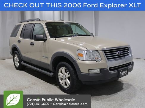 Used 2006 Ford Explorer XLT AWD/4WD image 1