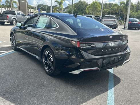 New 2026 Hyundai Sonata SEL FWD image 8