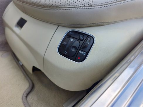 Used 2009 Mercedes-Benz SL 550 image 18