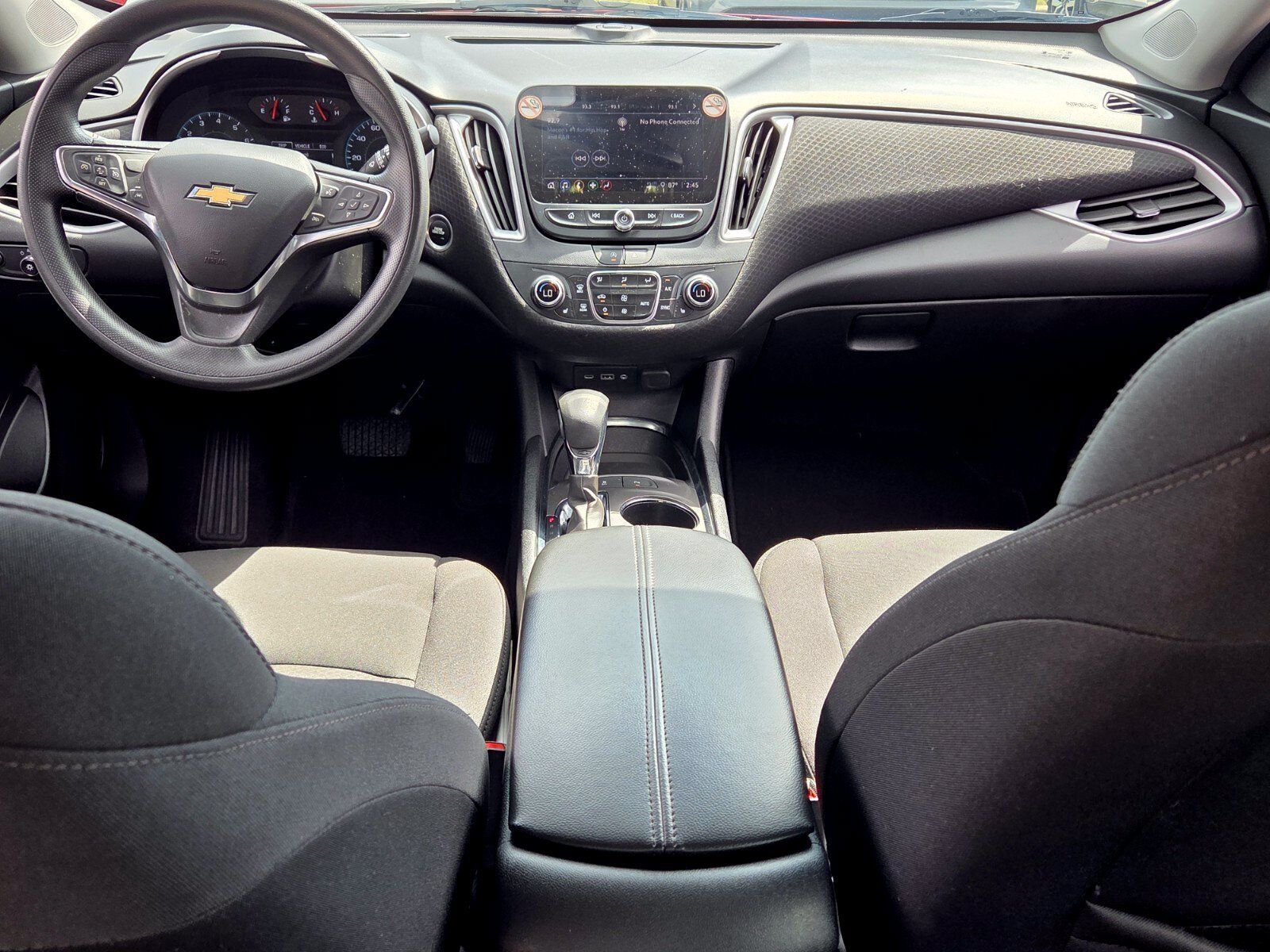 Used 2025 Chevrolet Malibu LT FWD image 8