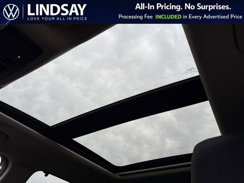 Used 2021 Nissan Rogue SL w/ Premium Package image 19