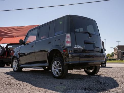 Used 2006 Scion xB image 4