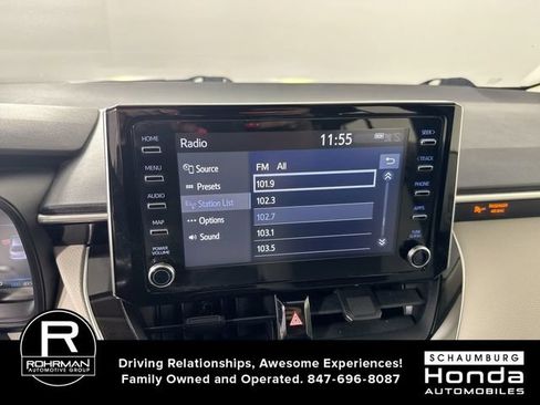 Used 2020 Toyota Corolla LE FWD image 6