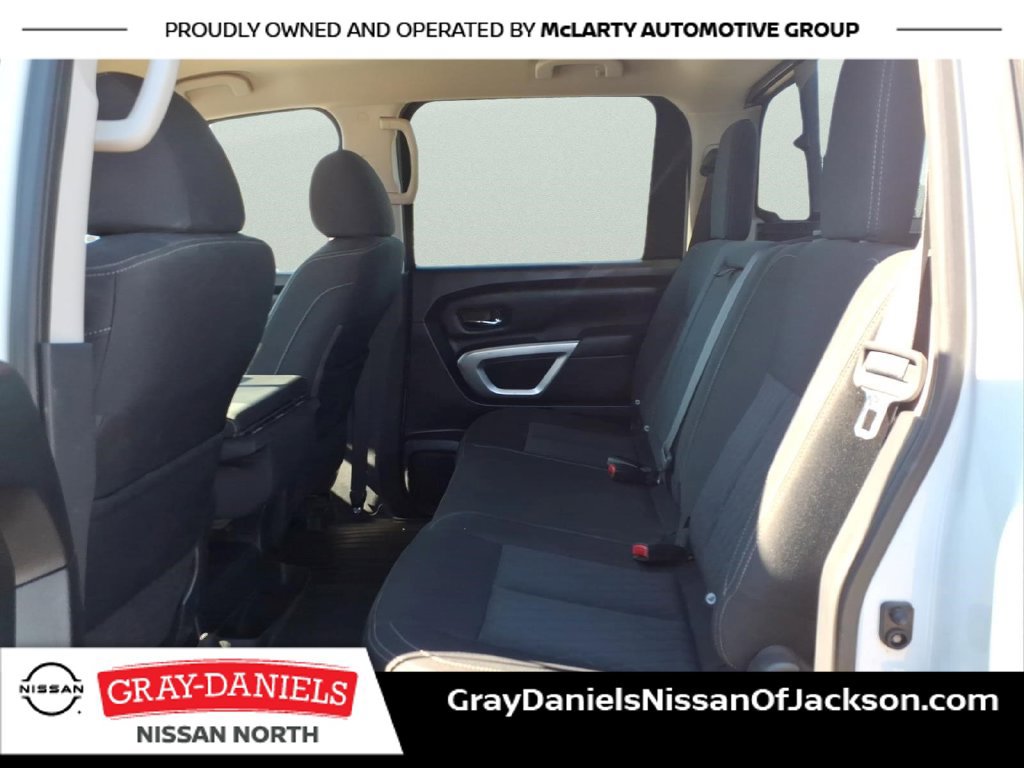 Used 2019 Nissan Titan SV RWD image 25