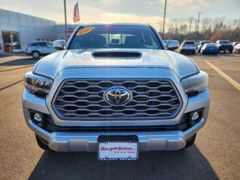 Used 2023 Toyota Tacoma TRD Sport image 2