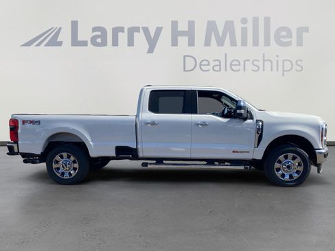 New 2026 Ford F350 Lariat w/ Lariat Premium Package image 6