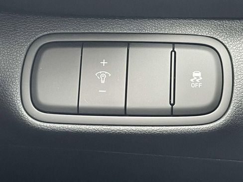 New 2026 Hyundai Venue SE image 17