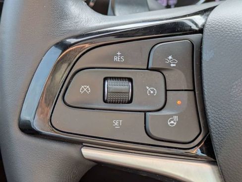 Used 2023 Buick Enclave Avenir FWD image 33