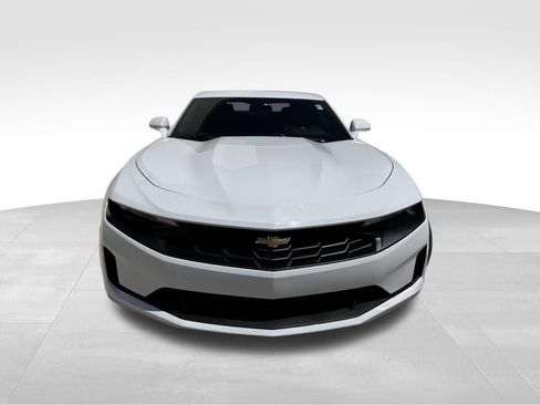Used 2020 Chevrolet Camaro LT image 3
