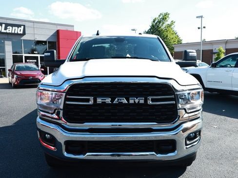 Used 2024 RAM 2500 Big Horn AWD/4WD image 2