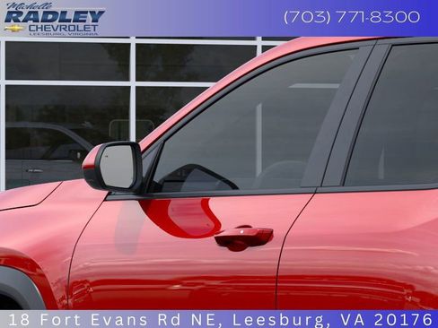 New 2026 Chevrolet Equinox LT w/ Convenience Package II image 12