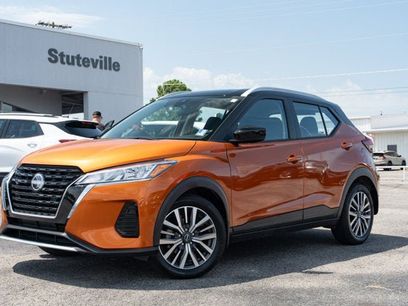 Used 2024 Nissan Kicks SV