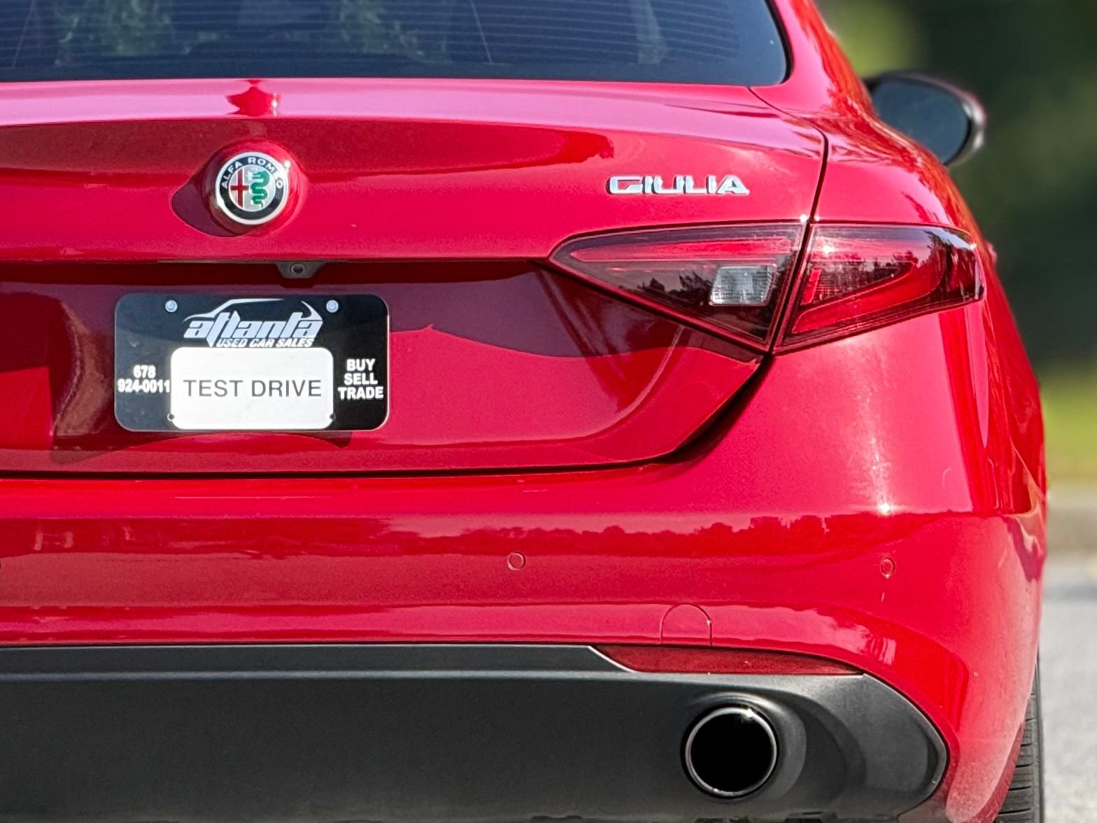 Used 2017 Alfa Romeo Giulia AWD image 17