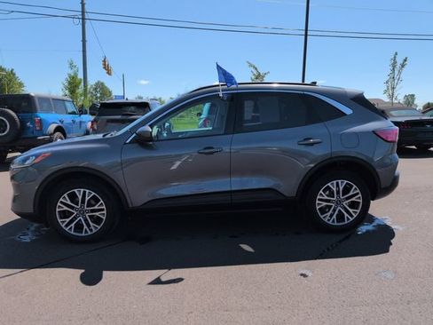 Certified 2022 Ford Escape SEL AWD/4WD image 17