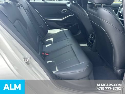 Used 2025 BMW 330i Sedan RWD image 17