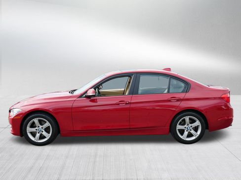 Used 2015 BMW 320i xDrive Sedan AWD/4WD image 4